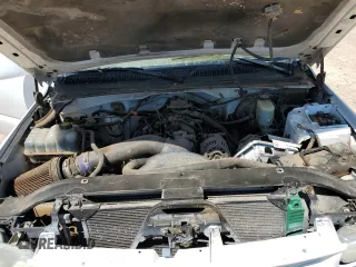1999 Chevrolet Silverado 1500 with VIN 1GCEC14W9XZ165147, listed as a Copart auction lot 58948844 with 159,821 mi miles and Non Repairable. Bid and sale history available at carsss.com. Image 11.