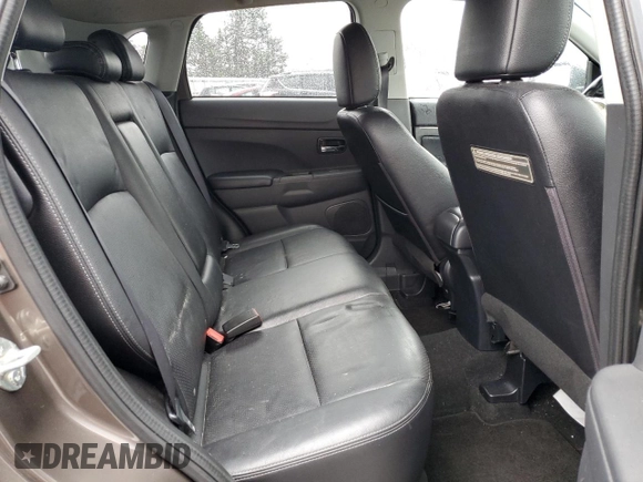 2017 Mitsubishi Outlander SEL с VIN JA4AP4AW3HZ026300, выставлен на аукционе Copart как лот 86412294 с пробегом 68 435 миль миль и Списание • Salvage title. История ставок и продаж доступна на DreamBid. Изображение 12.