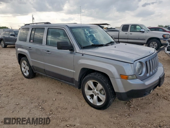 2015 Jeep Patriot Latitude with VIN 1C4NJPFBXFD368160, listed as a Copart auction lot 59235425 with 105,529 mi miles and Salvage title. Bid and sale history available at DreamBid. Image 4.