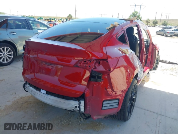 2020 Tesla Model Y Long Range with VIN 5YJYGDEE0LF029496, listed as a IAAI auction lot 41977695 with 47,958 mi miles and . Bid and sale history available at DreamBid. Image 4.