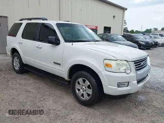 2008 Ford Explorer XLT z VIN 1FMEU63E38UB07385, wystawiony jako IAAI lot #42300707 z przebiegiem 305 049 mil mil oraz . Historia ofert i sprzedaży dostępna na DreamBid. Obrazek 1.