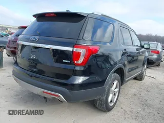 2016 Ford Explorer XLT with VIN 1FM5K8DH4GGA48242, listed as a IAAI auction lot 40981986 with 100,085 mi miles and . Bid and sale history available at carsss.com. Image 4.