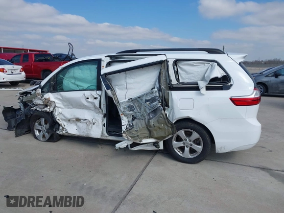 2016 Toyota Sienna LE AAS with VIN 5TDKK3DC2GS731724, listed as a IAAI auction lot 41631571 with 88,900 mi miles. Bid and sale history available at carsss.com. Image 14.