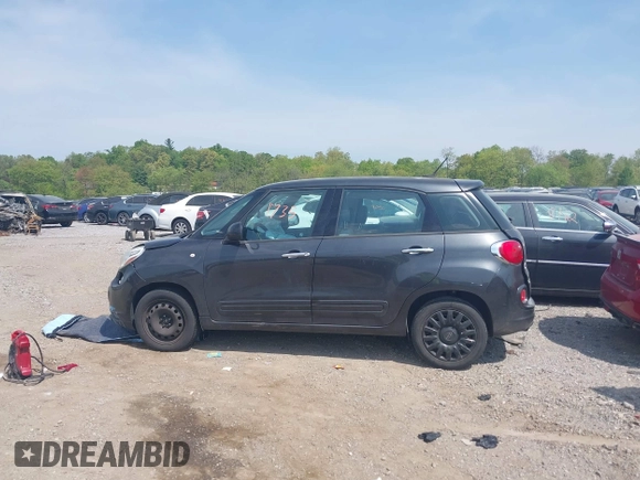 2014 FIAT 500L Pop with VIN ZFBCFAAHXEZ016833, listed as a IAAI auction lot 42161735 with 137,580 mi miles and . Bid and sale history available at DreamBid. Image 14.