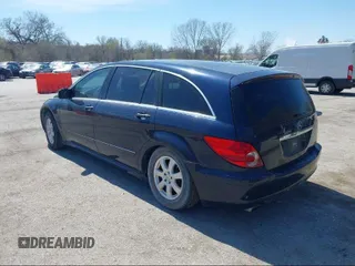 2007 Mercedes-Benz R 3.5L with VIN 4JGCB65EX7A038480, listed as a IAAI auction lot 39936714 with Not Provided miles. Bid and sale history available at carsss.com. Image 3.