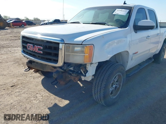 2007 GMC Sierra 1500 with VIN 3GTEK13Y17G517689, listed as a IAAI auction lot 41996422 with 209,240 mi miles and . Bid and sale history available at DreamBid. Image 6.