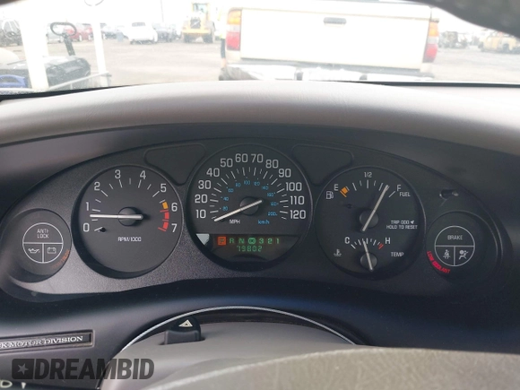 2000 Buick Regal LS with VIN 2G4WB55K0Y1255495, listed as a IAAI auction lot 42422878 with 79,802 mi miles and . Bid and sale history available at DreamBid. Image 7.