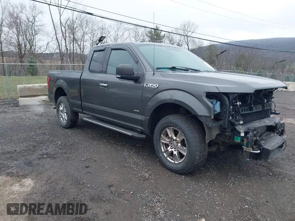 2015 Ford F-150 XLT with VIN 1FTEX1EP3FFC83139, listed as a IAAI auction lot 41956275 with 87,035 mi miles. Bid and sale history available at carsss.com. Image 1.