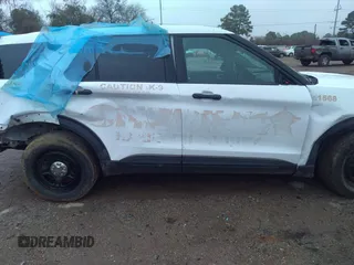 2020 Ford Police Interceptor Utility z VIN 1FM5K8AW9LGC12744, wystawiony jako IAAI lot #38471364 z przebiegiem Nie podano mil oraz . Historia ofert i sprzedaży dostępna na DreamBid. Obrazek 13.