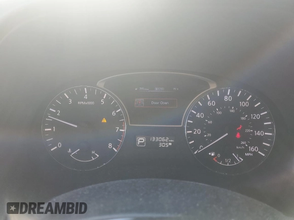 2014 Nissan Pathfinder Platinum with VIN 5N1AR2MM2EC609322, listed as a Copart auction lot 53986575 with 133,062 mi miles and Salvage Title. Bid and sale history available at carsss.com. Image 9.