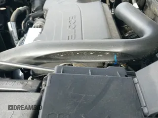 2024 Chevrolet Equinox RS z VIN 3GNAXWEG5RL272639, wystawiony jako IAAI lot #41612387 z przebiegiem 14 592 mil mil oraz . Historia ofert i sprzedaży dostępna na DreamBid. Obrazek 19.