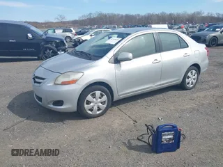 2008 Toyota Yaris with VIN JTDBT903284009639, listed as a IAAI auction lot 41793629 with 40,000 mi miles. Bid and sale history available at carsss.com. Image 2.
