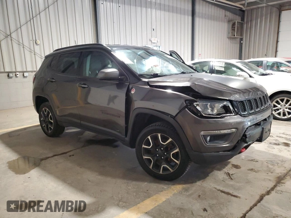 2020 Jeep Compass Trailhawk z VIN 3C4NJDDB1LT119074, wystawiony jako Copart lot #60255815 z przebiegiem 73 906 mil mil oraz Szkoda całkowita • Salvage title. Historia ofert i sprzedaży dostępna na DreamBid. Obrazek 4.