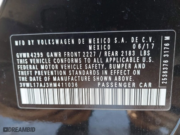 2017 Volkswagen Jetta 1.8T SEL with VIN 3VWL17AJ3HM411036, listed as a IAAI auction lot 41638006 with 211,062 mi miles. Bid and sale history available at carsss.com. Image 9.