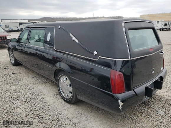 2000 Cadillac Deville Professional Limousine with VIN 1GEEH90Y1YU500639, listed as a Copart auction lot 51153545 with NaN miles and Clean Title. Bid and sale history available at carsss.com. Image 2.