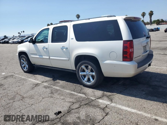 2008 Chevrolet Suburban LTZ with VIN 1GNFC16J88R220573, listed as a Copart auction lot 64887315 with 281,245 mi miles and Clean title. Bid and sale history available at DreamBid. Image 2.