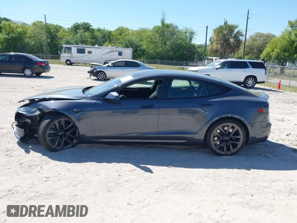 2021 Tesla Model S Plaid с VIN 5YJSA1E61MF435321, выставлен на аукционе IAAI как лот 41832006 с пробегом 23 361 миль миль и . История ставок и продаж доступна на DreamBid. Изображение 14.