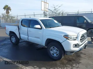 2017 Toyota Tacoma SR with VIN 5TFAX5GN4HX092764, listed as a IAAI auction lot 41708434 with 114,607 mi miles. Bid and sale history available at carsss.com. Image 1.