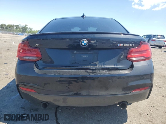 2020 BMW 2 Series M240i xDrive with VIN WBA2J7C07L7E81130, listed as a Copart auction lot 56795364 with 26,270 mi miles and Salvage Title. Bid and sale history available at carsss.com. Image 6.