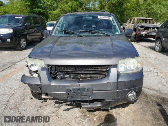 2005 Ford Escape Limited with VIN 1FMYU041X5KC72704, listed as a Copart auction lot 57819655 with 179,469 mi miles and Salvage title. Bid and sale history available at DreamBid. Image 5.