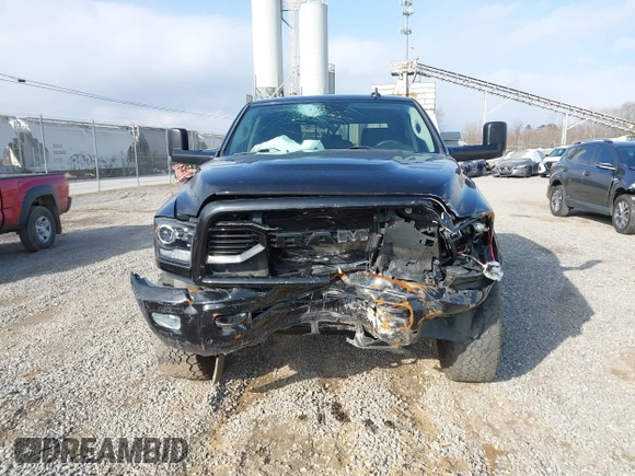 2018 Ram 2500 Laramie with VIN 3C6UR5NL4JG142122, listed as a IAAI auction lot 41638873 with 89,779 mi miles. Bid and sale history available at carsss.com. Image 12.