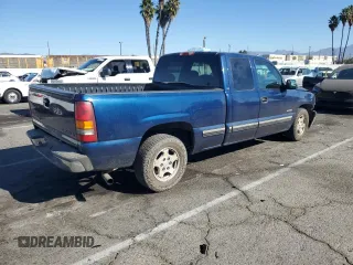2000 Chevrolet Silverado 1500 LS with VIN 1GCEC19V1YZ156525, listed as a Copart auction lot 79340834 with 274,437 mi miles and Salvage Title. Bid and sale history available at carsss.com. Image 3.
