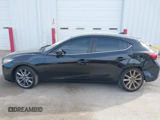 2018 Mazda 3 Touring with VIN 3MZBN1L30JM247097, listed as a IAAI auction lot 41803062 with 61,345 mi miles. Bid and sale history available at carsss.com. Image 14.