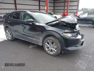 2024 Mazda CX-30 2.5 S Preferred Package with VIN 3MVDMBCM2RM681741, listed as a IAAI auction lot 41450423 with 4,827 mi miles. Bid and sale history available at carsss.com. Image 1.