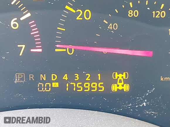 2004 Infiniti QX56 with VIN 5N3AA08CX4N812210, listed as a IAAI auction lot 41402934 with 175,995 mi miles. Bid and sale history available at carsss.com. Image 15.