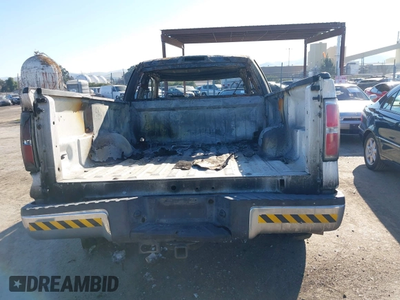 2010 Ford F-150 XL z VIN 1FTEX1CW6AFC06963, wystawiony jako IAAI lot #41357597 z przebiegiem Nie podano mil oraz . Historia ofert i sprzedaży dostępna na DreamBid. Obrazek 16.