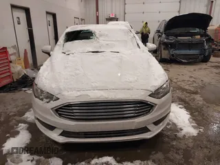 2017 Ford Fusion SE with VIN 3FA6P0H71HR346924, listed as a IAAI auction lot 41597931 with 132,267 mi miles. Bid and sale history available at carsss.com. Image 6.