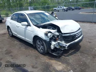 2012 Honda Accord SE z VIN 1HGCP2F63CA096612, wystawiony jako IAAI lot #42314862 z przebiegiem 76 961 mil mil oraz . Historia ofert i sprzedaży dostępna na DreamBid. Obrazek 1.