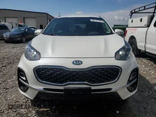 2020 Kia Sportage EX with VIN KNDPNCAC5L7833623, listed as a Copart auction lot 56111115 with 81,212 mi miles and Salvage title. Bid and sale history available at DreamBid. Image 5.