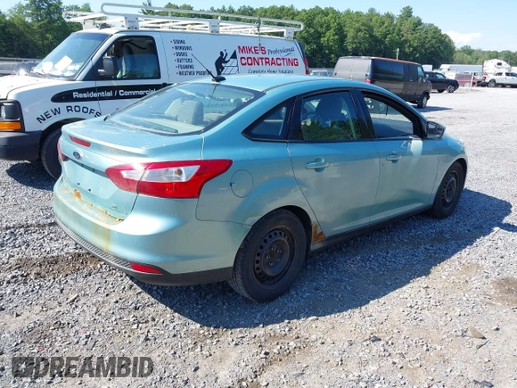 2012 Ford Focus SE with VIN 1FAHP3F25CL307066, listed as a IAAI auction lot 42650943 with 172,643 mi miles and . Bid and sale history available at DreamBid. Image 4.