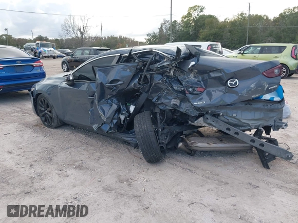 2022 Mazda 3 Carbon Edition z VIN JM1BPACL2N1509492, wystawiony jako IAAI lot #41198183 z przebiegiem Nie podano mil oraz . Historia ofert i sprzedaży dostępna na DreamBid. Obrazek 3.