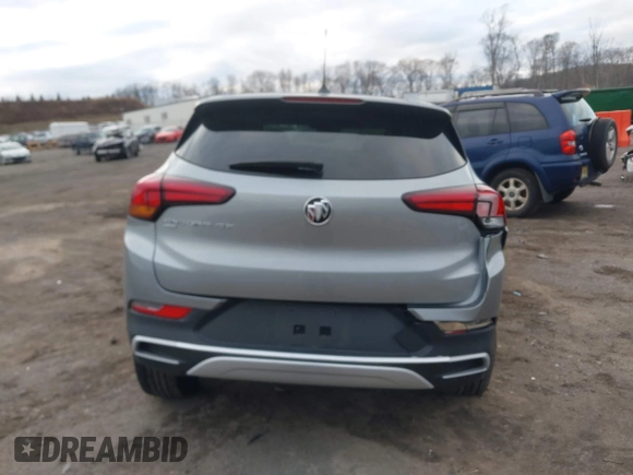 2023 Buick Encore GX Preferred с VIN KL4MMCSL7PB164515, выставлен на аукционе IAAI как лот 41228824 с пробегом 12 431 миль миль и . История ставок и продаж доступна на DreamBid. Изображение 16.