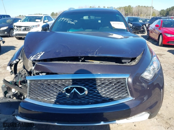 2017 Infiniti QX70 with VIN JN8CS1MU9HM140437, listed as a IAAI auction lot 41270542 with 72,312 mi miles. Bid and sale history available at carsss.com. Image 12.