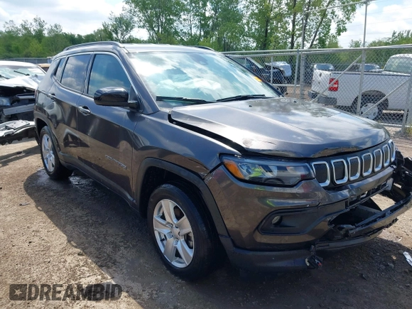 2022 Jeep Compass Latitude with VIN 3C4NJCBB5NT103444, listed as a IAAI auction lot 42237820 with 19,159 mi miles and . Bid and sale history available at DreamBid. Image 1.