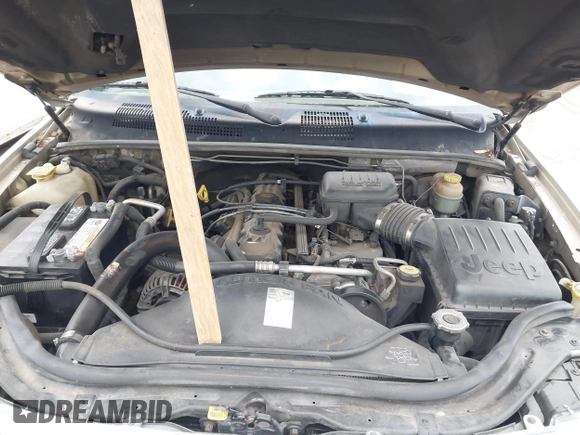 2001 Jeep Grand Cherokee Laredo with VIN 1J4GW48S51C566319, listed as a IAAI auction lot 42184875 with 148,471 mi miles and . Bid and sale history available at DreamBid. Image 10.