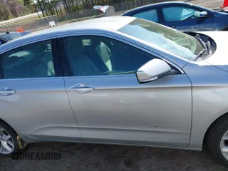 2015 Chevrolet Impala LT z VIN 2G1125S35F9213472, wystawiony jako IAAI lot #41924702 z przebiegiem 124 656 mil mil oraz . Historia ofert i sprzedaży dostępna na DreamBid. Obrazek 13.