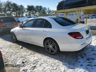 2018 Mercedes-Benz E-Class AMG E 43 with VIN WDDZF6EB8JA479188, listed as a Copart auction lot 86960244 with 61,271 mi miles and Salvage Title. Bid and sale history available at carsss.com. Image 2.