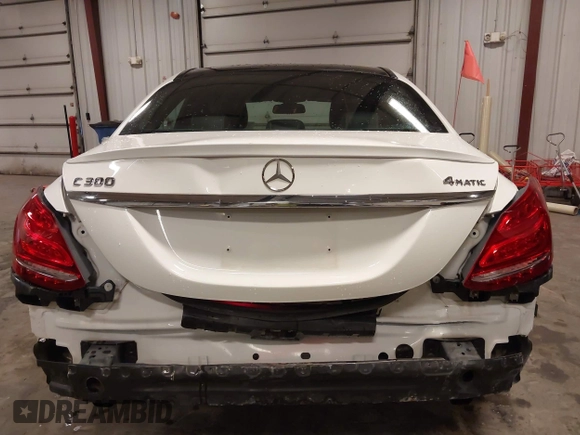 2018 Mercedes-Benz C 300 z VIN WDDWF4KB8JR351384, wystawiony jako IAAI lot #42421670 z przebiegiem 41 814 mil mil oraz . Historia ofert i sprzedaży dostępna na DreamBid. Obrazek 17.
