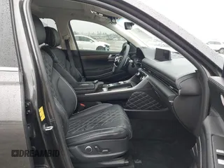 2024 Genesis GV80 with VIN KMUHCESC9RU161139, listed as a IAAI auction lot 41549627 with 31,025 mi miles and . Bid and sale history available at DreamBid. Image 5.