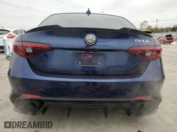 2017 Alfa Romeo Giulia with VIN ZARFAEAV0H7548796, listed as a Copart auction lot 81103094 with 63,028 mi miles and Salvage title. Bid and sale history available at DreamBid. Image 6.