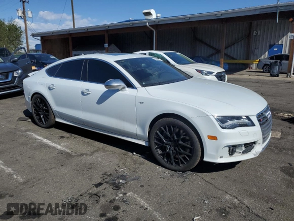 2014 Audi S7 Prestige z VIN WAUW2AFC4EN051777, wystawiony jako Copart lot #53831895 z przebiegiem 81 841 mil mil oraz Szkoda całkowita • Salvage title. Historia ofert i sprzedaży dostępna na DreamBid. Obrazek 4.
