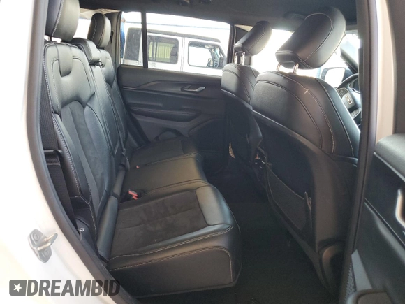 2024 Jeep Grand Cherokee Altitude with VIN 1C4RJGAG4R8550874, listed as a Copart auction lot 57902725 with 26,703 mi miles and Clean title. Bid and sale history available at DreamBid. Image 11.