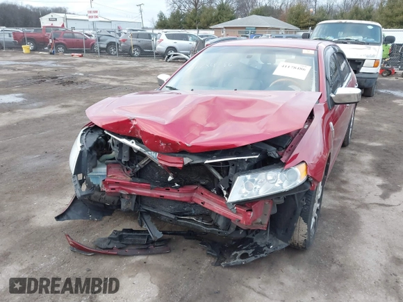 2012 Lincoln MKZ with VIN 3LNHL2GC2CR820151, listed as a IAAI auction lot 41178486 with 142,755 mi miles. Bid and sale history available at carsss.com. Image 6.