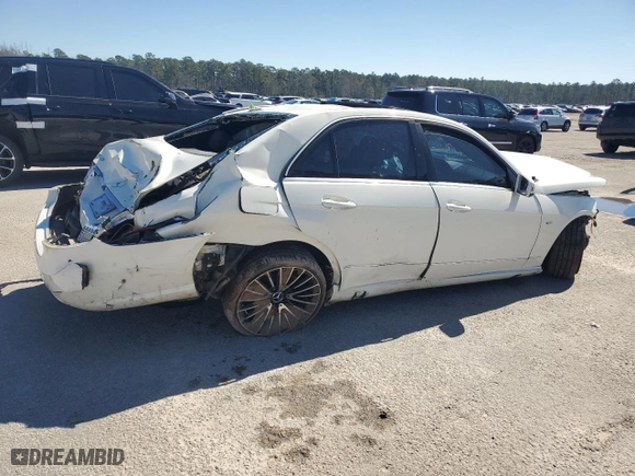 2012 Mercedes-Benz E-Class E 350 Luxury with VIN WDDHF5KB7CA594958, listed as a Copart auction lot 45962475 with 184,737 mi miles and Salvage Title. Bid and sale history available at carsss.com. Image 3.