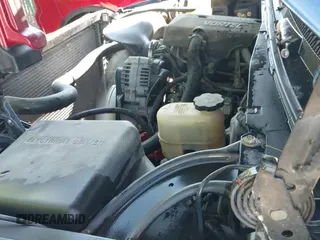 2000 Chevrolet Silverado 1500 with VIN 1GCEC14TXYE381197, listed as a IAAI auction lot 42275123 with 114,188 mi miles and . Bid and sale history available at DreamBid. Image 21.