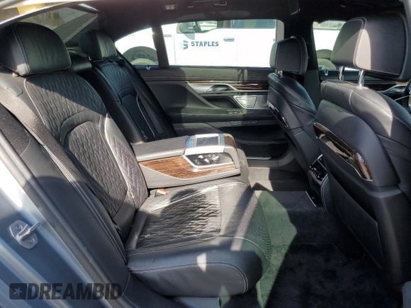 2022 BMW 7 Series with VIN WBA7U2C10NCJ03859, listed as a Copart auction lot 43547095 with 29,516 mi miles and Salvage title. Bid and sale history available at DreamBid. Image 10.